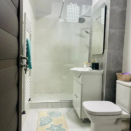 Апартаменты B&s Boutique Нэводари